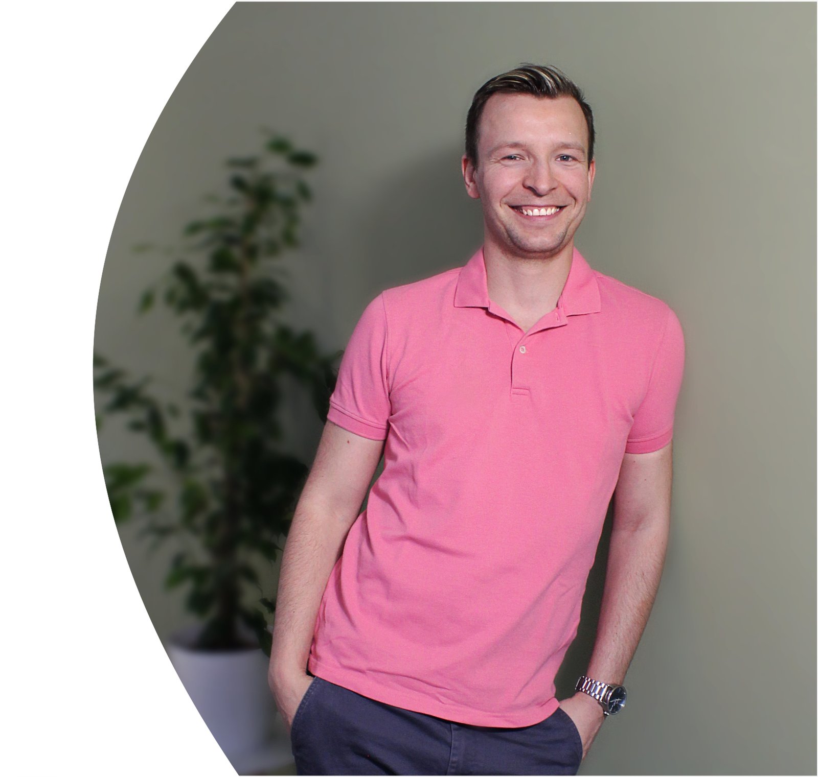 Christoph Uhlmann, Heilpraktiker und Osteopath, in seiner Praxis in Limbach-Oberfrohna